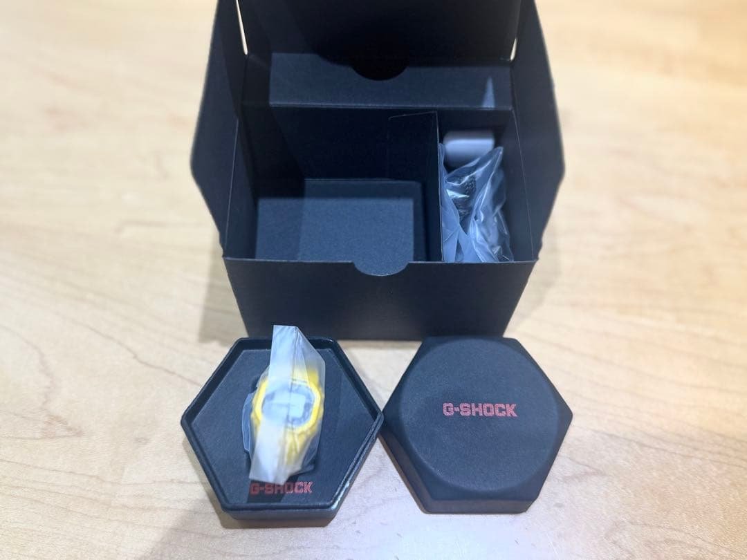 G-SHOCK NANO DWN-5600-9JR リングウォッチ　イエロー