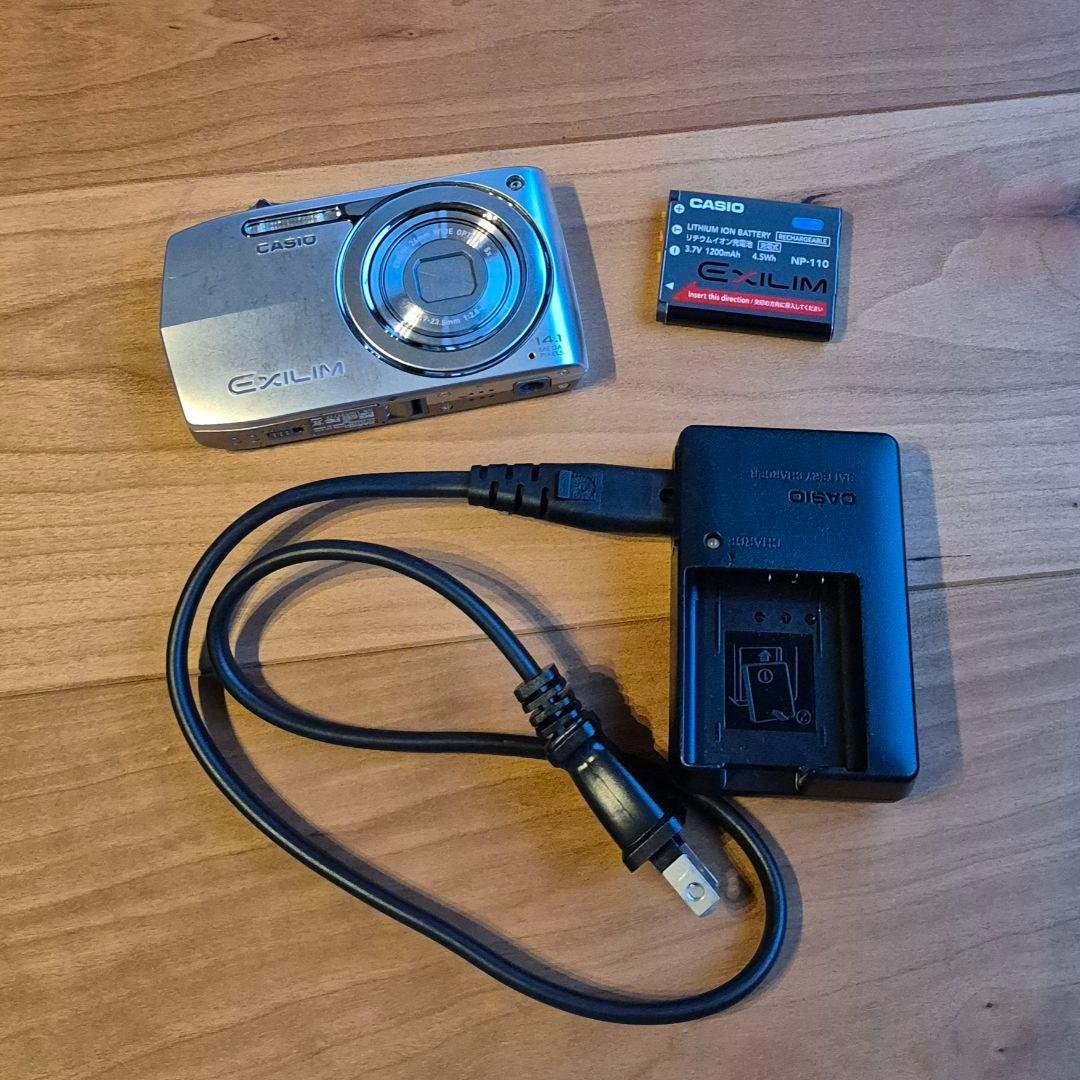 CASIO　EXILIM　EX-Z2000