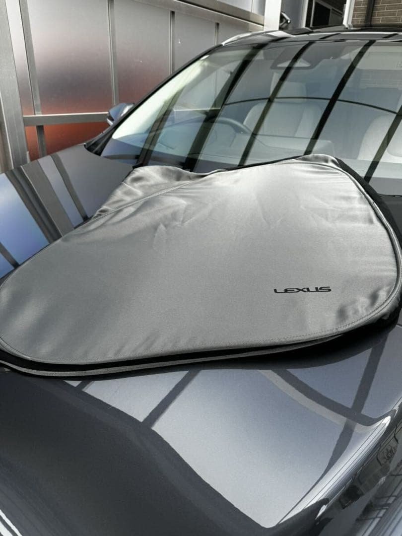 LEXUSレクサス純正品フロントウィンドウサンシェード日除け新型　現行品