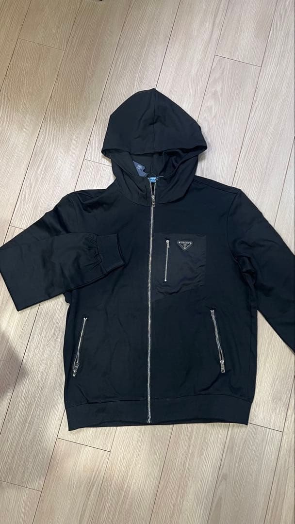 PRADAセットアップ Re-Nylon