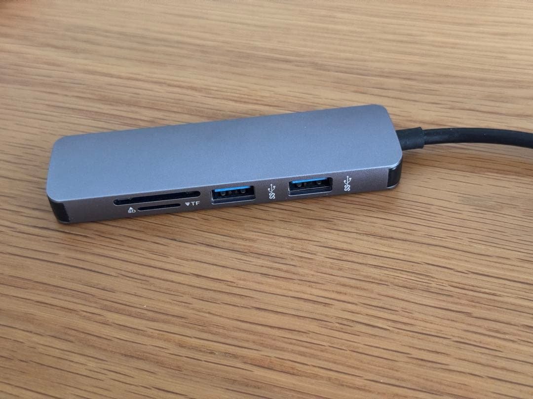 高速データ転送できるドック