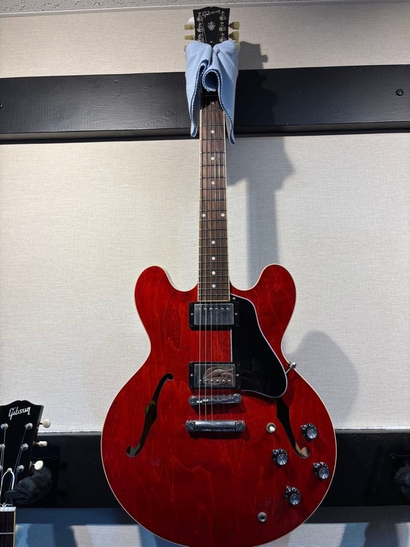 【本日最後】Gibson ES-335 Sixties Cherry Gloss