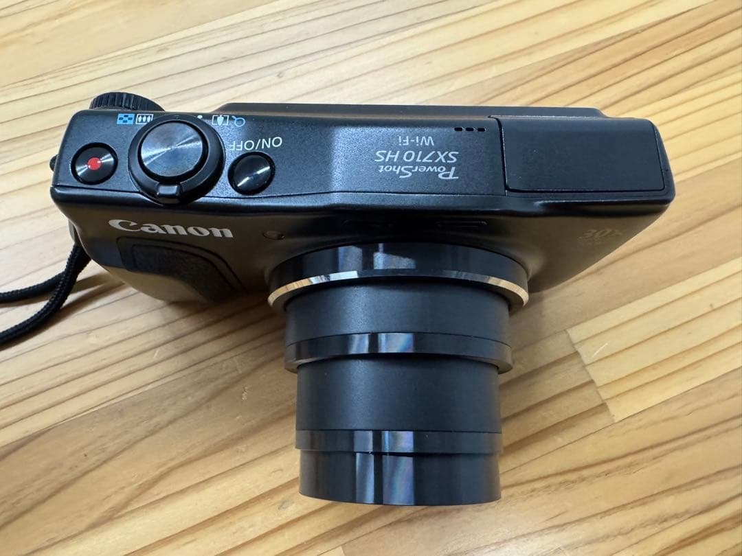 Canon PowerShot SX710 HS 本体