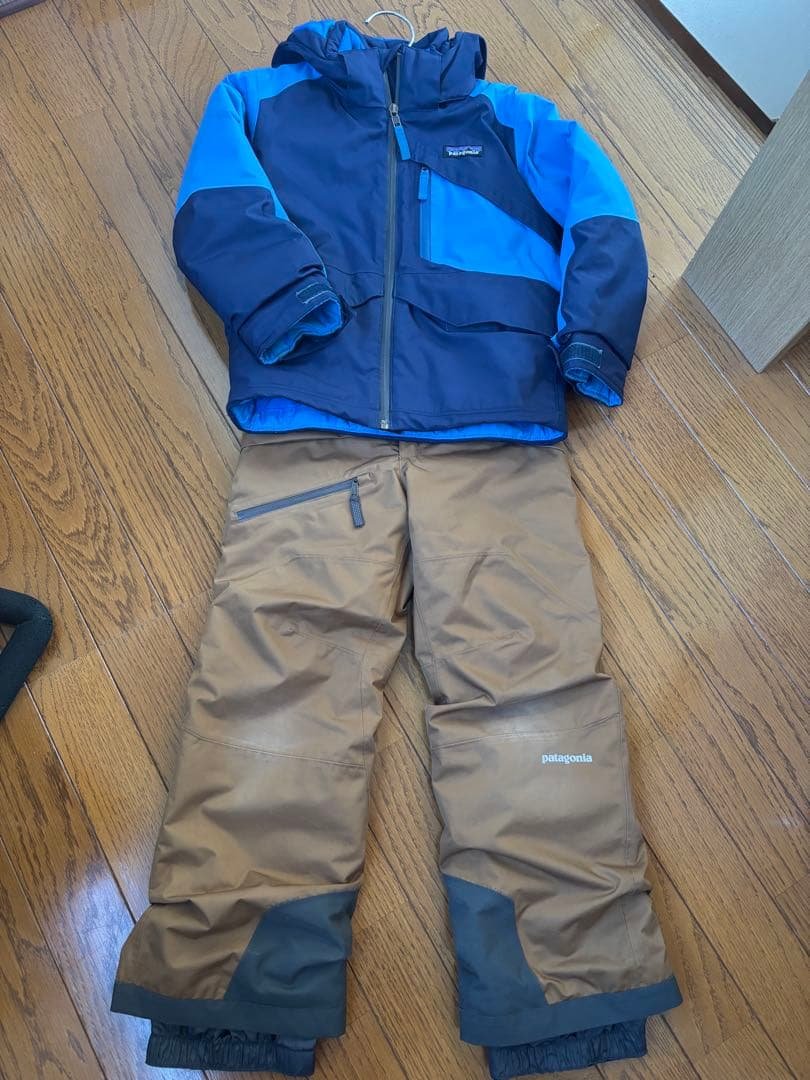 お値下げ⭐︎patagonia 子ども用スノーボードウェア上下セット