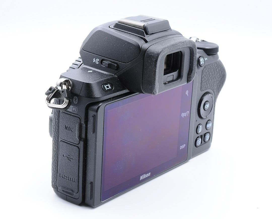 Nikon Z50ボディ 美品　純正バッテリー、64Gカード付き
