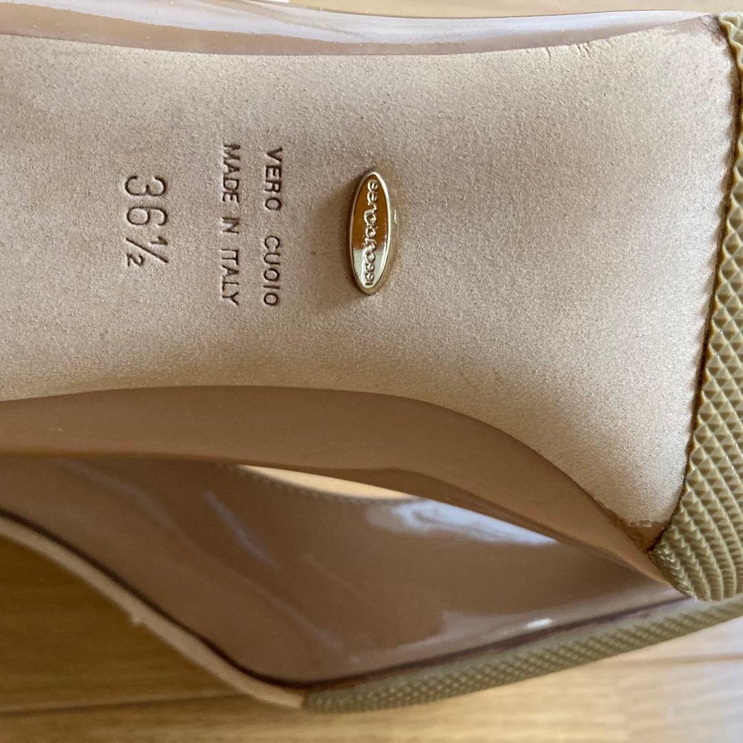Sergio Rossi ベージュ エナメルパンプス　36.5 新品　未使用