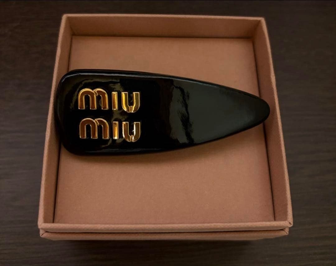 miu miu ブラック バレッタ