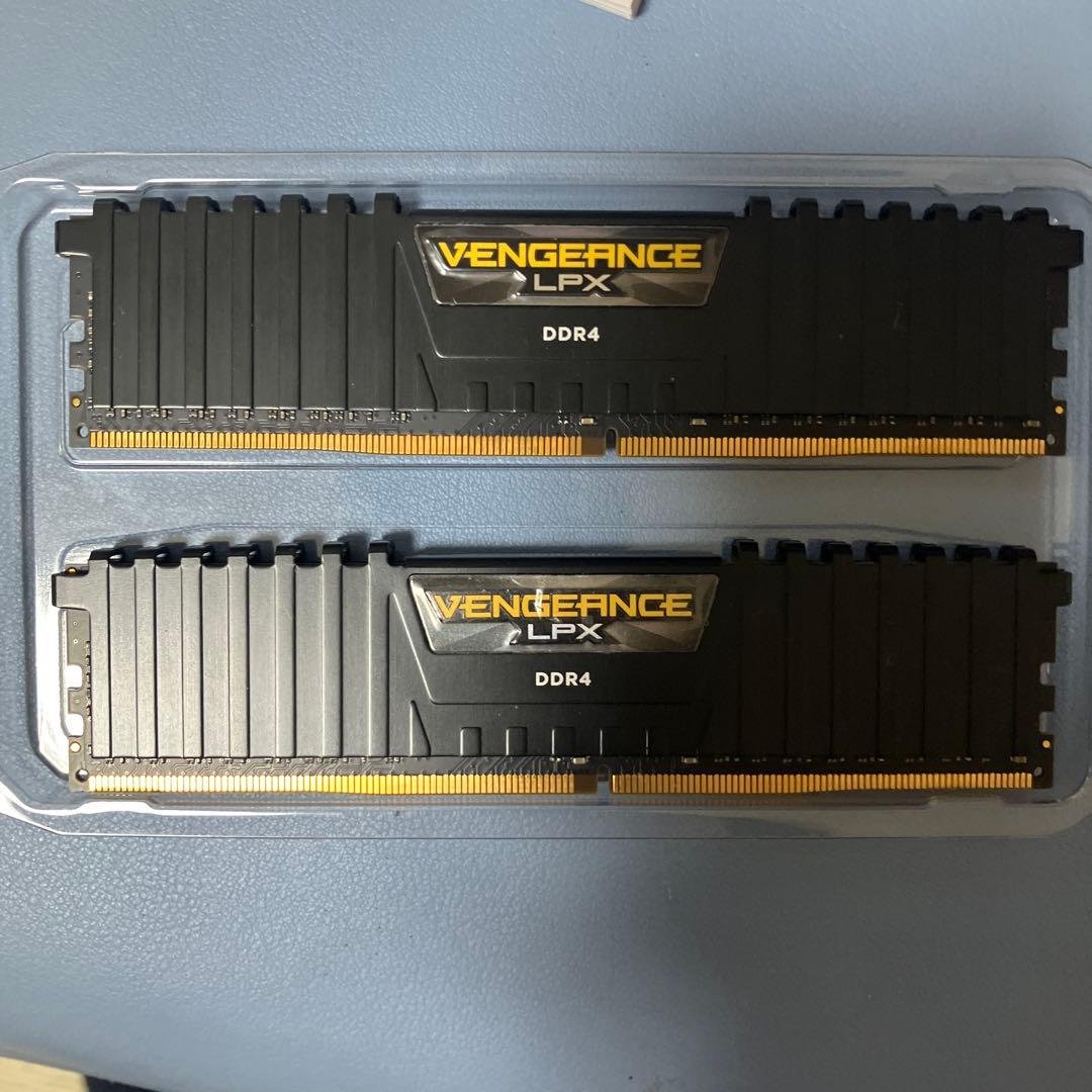 Vengeance LPX DDR4 16GB 2枚セット