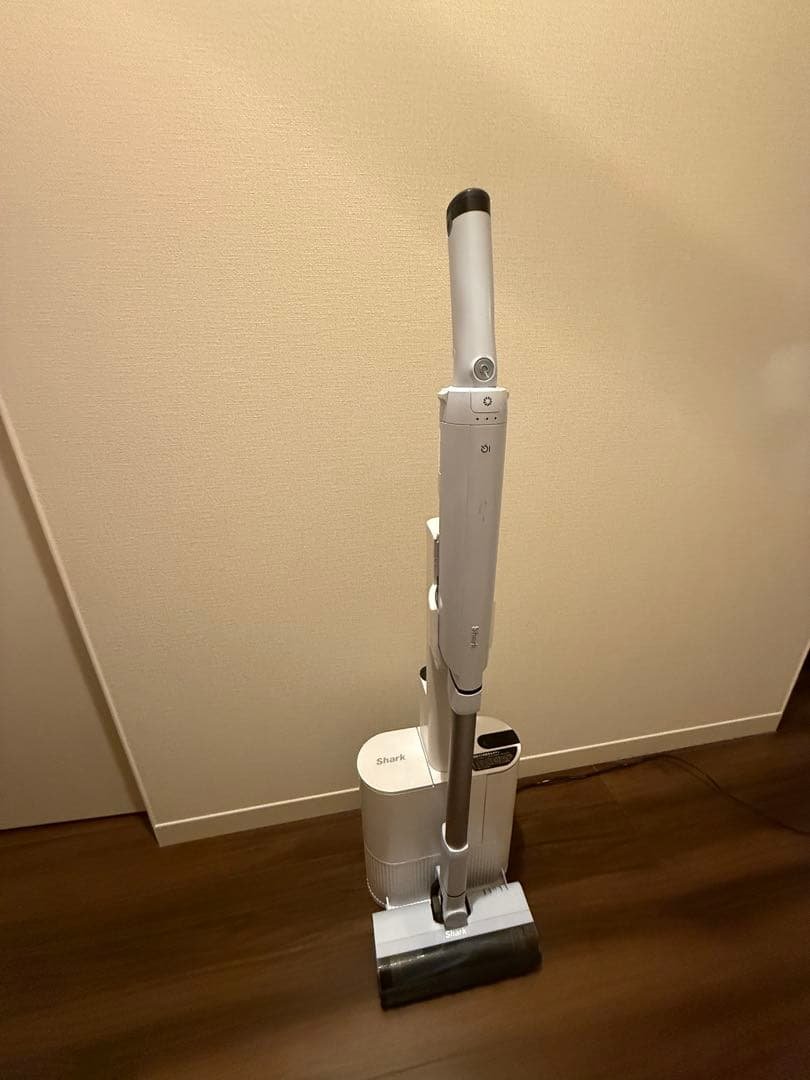 Shark スティッククリーナーLC150JBLコードレスクリーナー