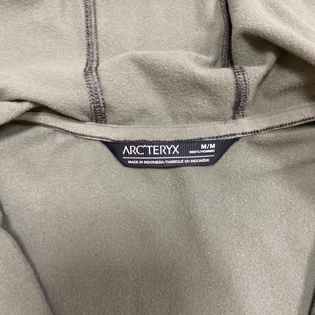 【美品】アークテリクス/カイヤナイトライトウェイトフーディ　ForageサイズM