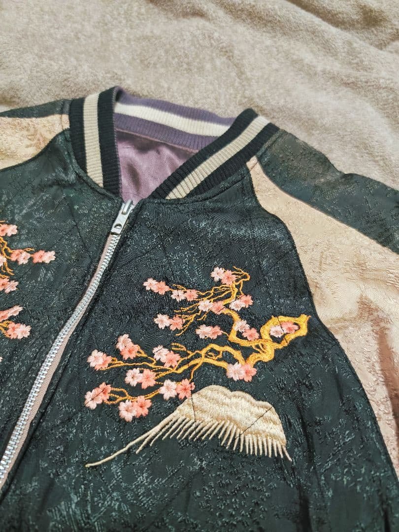 百花繚乱 スカジャン 日本限定　レーヨン 桜刺繍 unisex