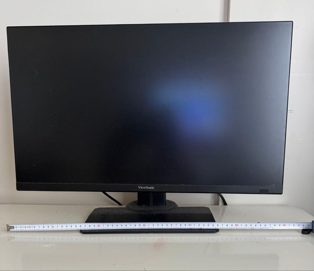 美品　ViewSonic 27型ワイド液晶ディスプレイ　 プラグ.配線コード付き