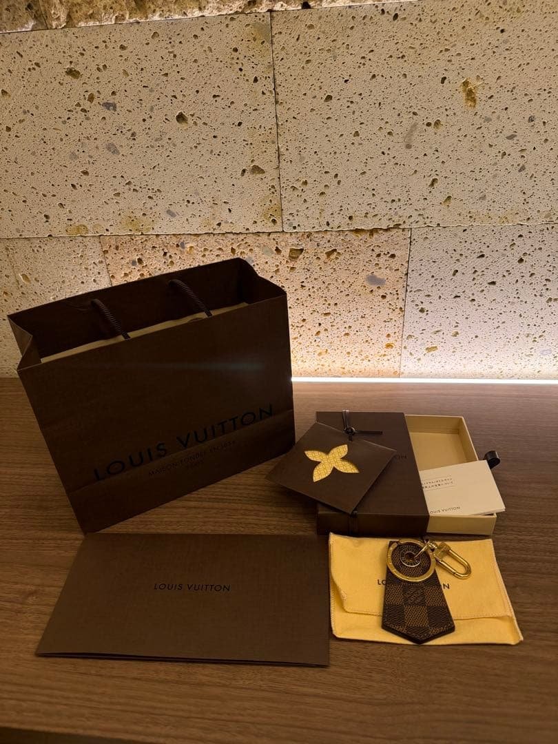 正規店購入品　LOUIS VUITTON ダミエ・キャンバス キーホルダー