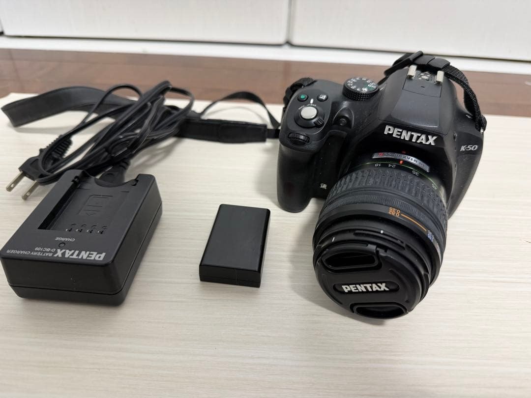 PENTAX デジタル一眼レフ K-50 ブラック