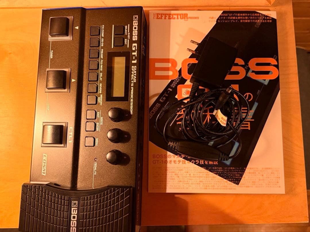 BOSS gt-1 電源アダプターセット (おまけ:教科書)