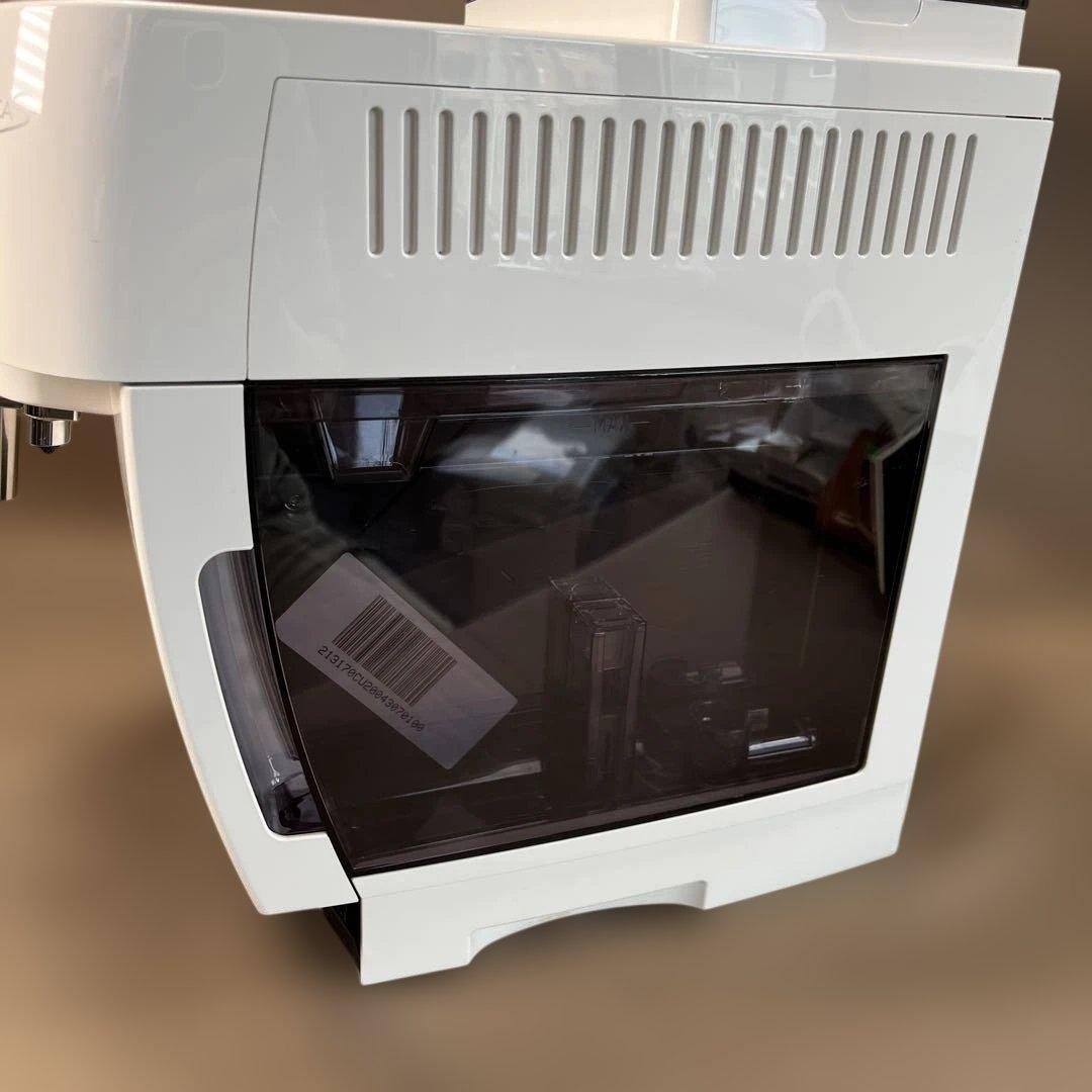 デロンギマグニフィカS コンパクト全自動コーヒーマシン　ECAM22112