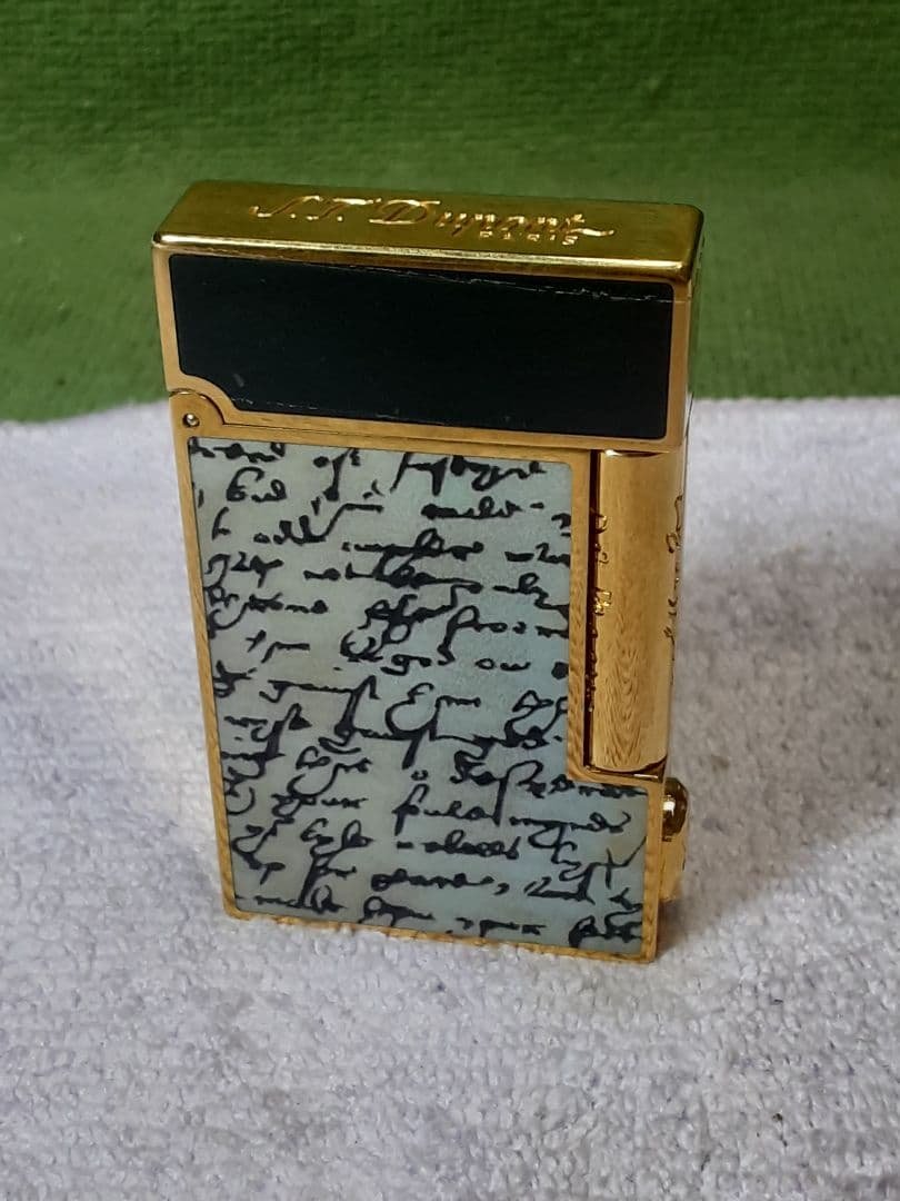 Chapado en Laton 手書き風デザイン Lxw デュポンの音