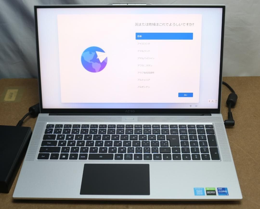 初期化済 ノートPC Corei7-12700H 1TBSSD 32GB 8GB