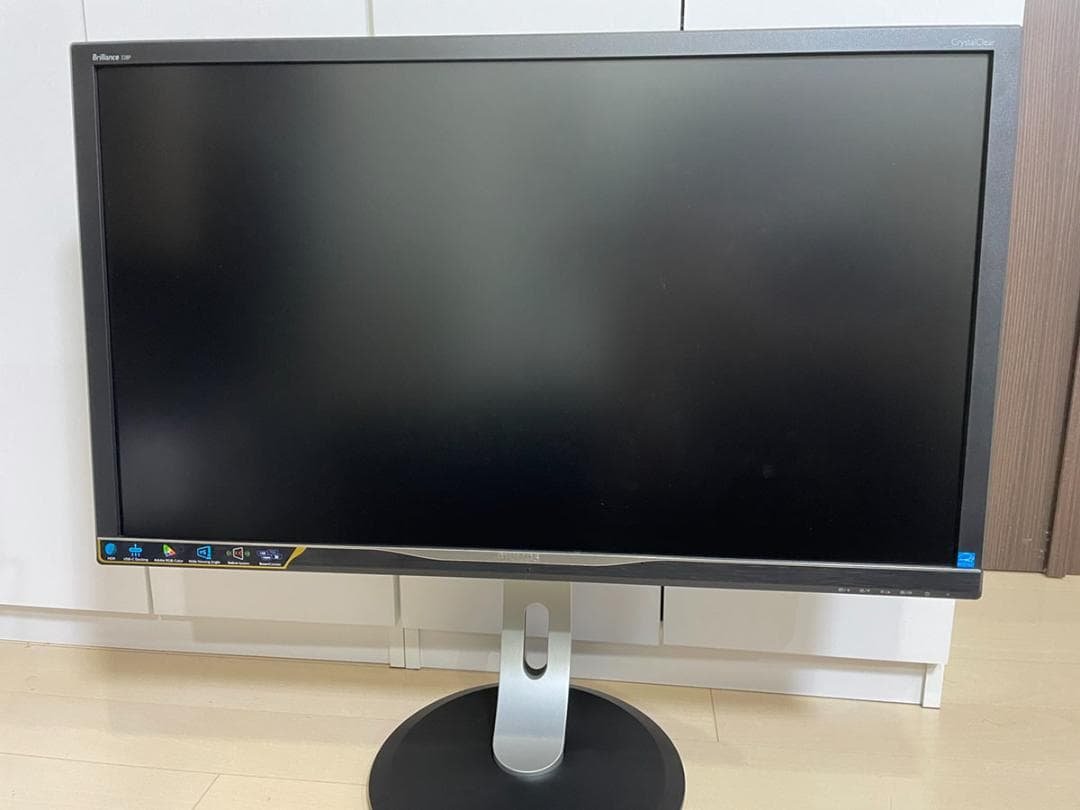 専用◉Philips モニター 31.5インチ　美品　Adobe RGB 99％