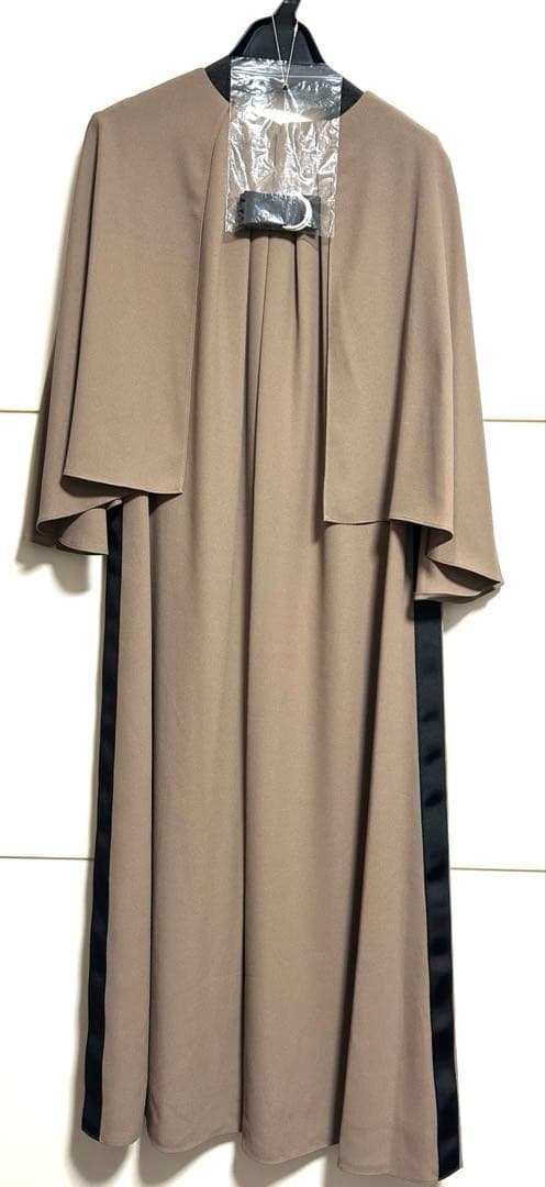 【新品】FENNEL　サイドテープケープワンピース