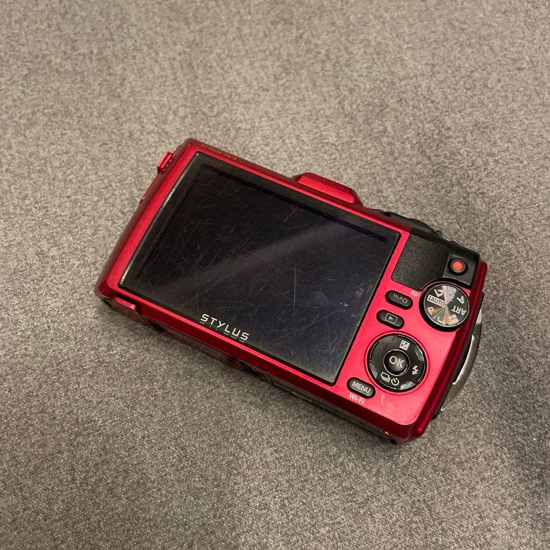 54.Olympus Tough TG3レッド