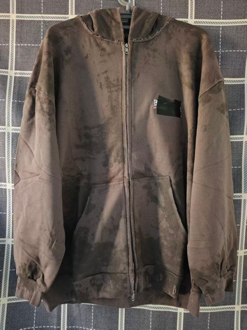 Balenciagaバレンシアガ ダークブラウン パーカー フード付き 新品同様