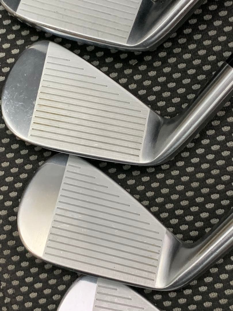 SRIXON Z585 アイアン　MODUS3TOUR105S 5〜P 中古品