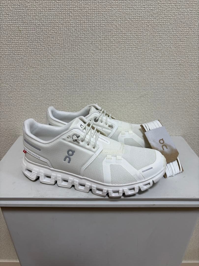 On Cloud 6 ランニングシューズ 24cm 女性