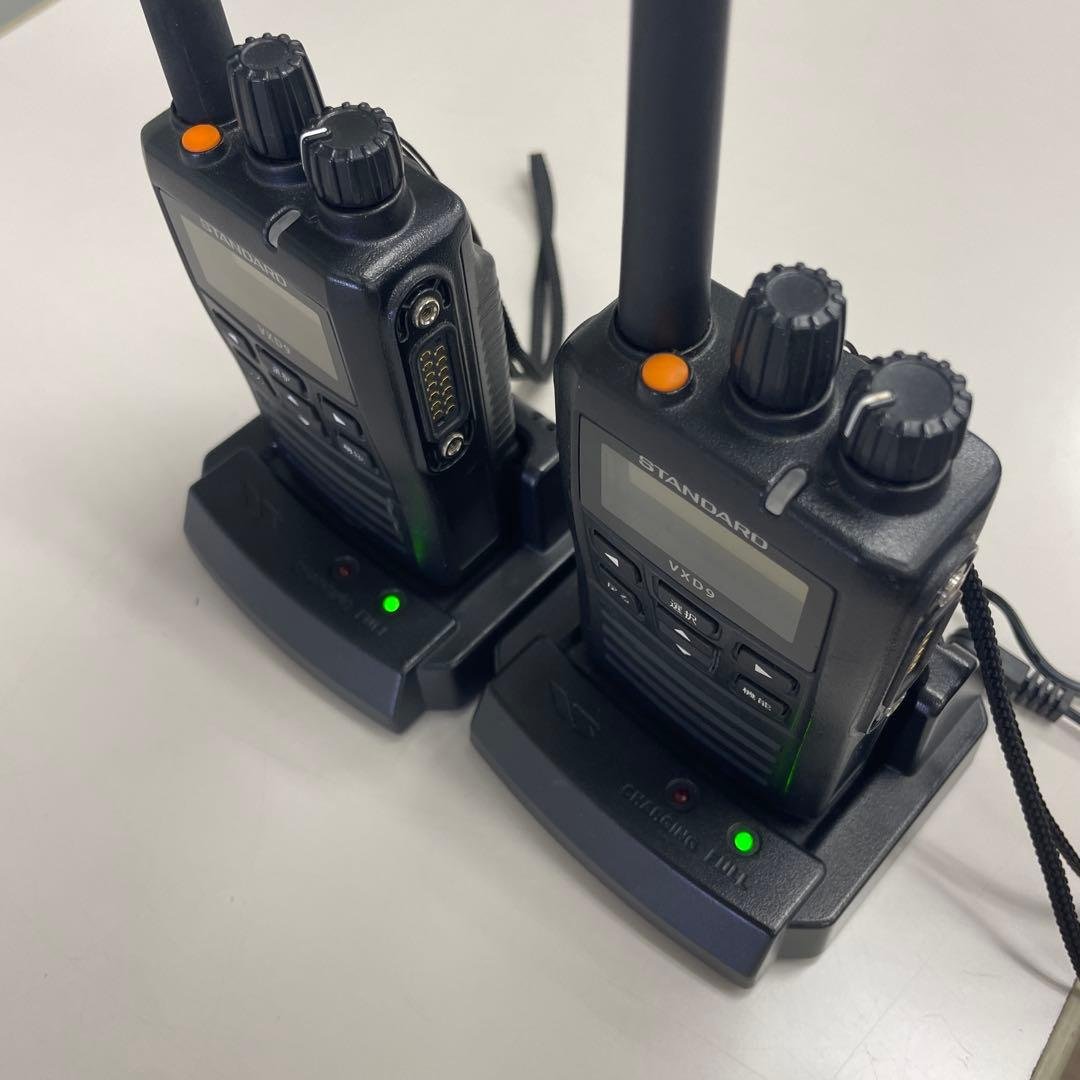 け*じ様 スタンダード製　デジタル携帯型無線機　登録局　VXD9