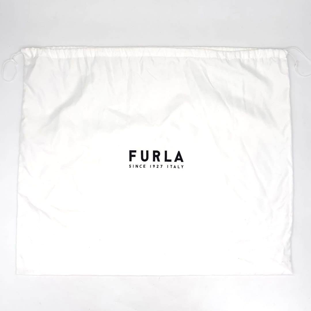 ✨未使用級✨現行✨フルラ　ゴッチャ　M　ホーボーバッグ　グレージュ