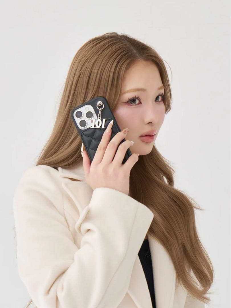 キルティングミラーDDチャームiPhoneケース iPhone15 15 黒