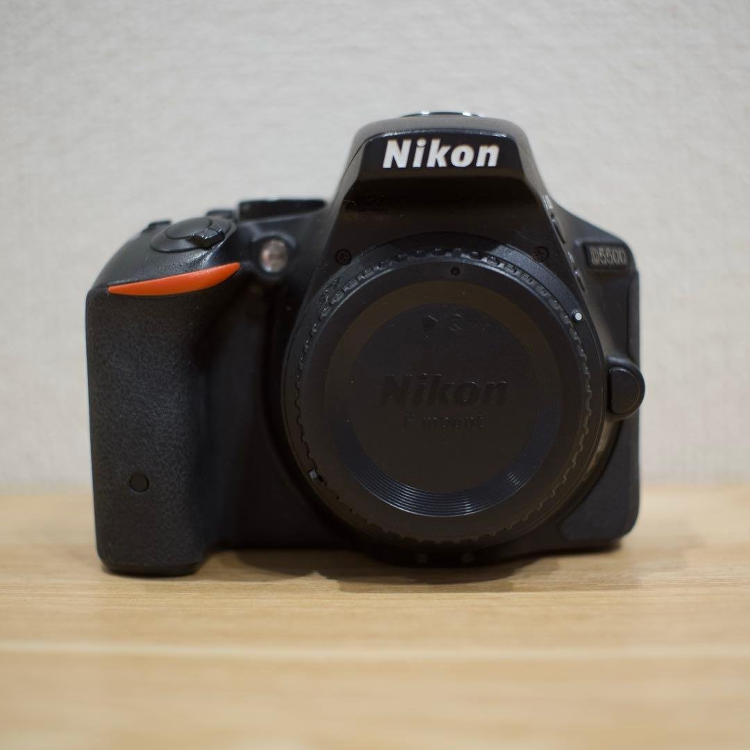 【美品】デジタル一眼レフカメラNikonD5500ダブルレンズSIGMA