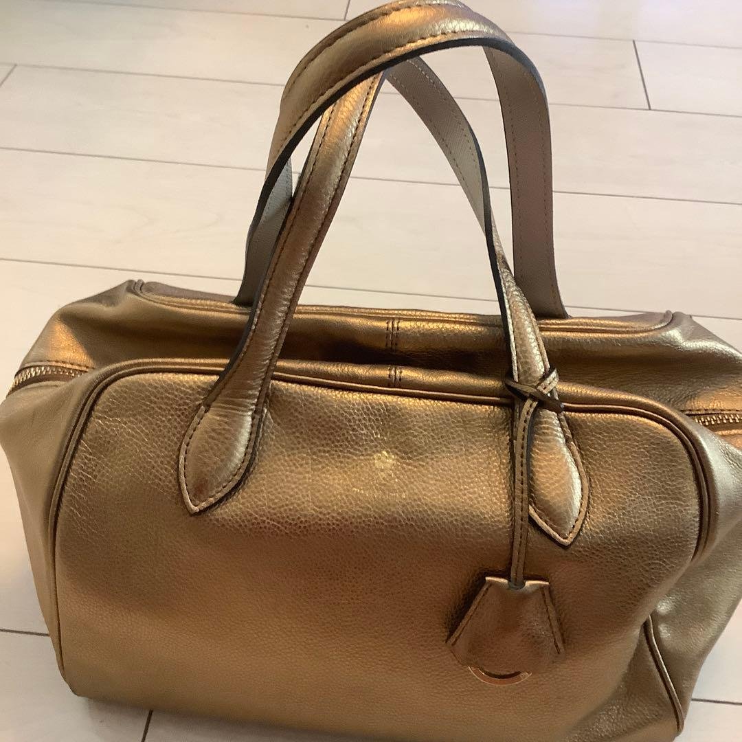 A.D.M.J レザー　ショルダーバッグ