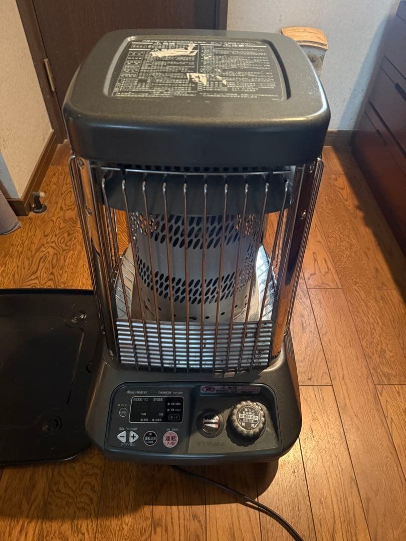 FM-104F ストーブ　2009年製　ダイニチ工業