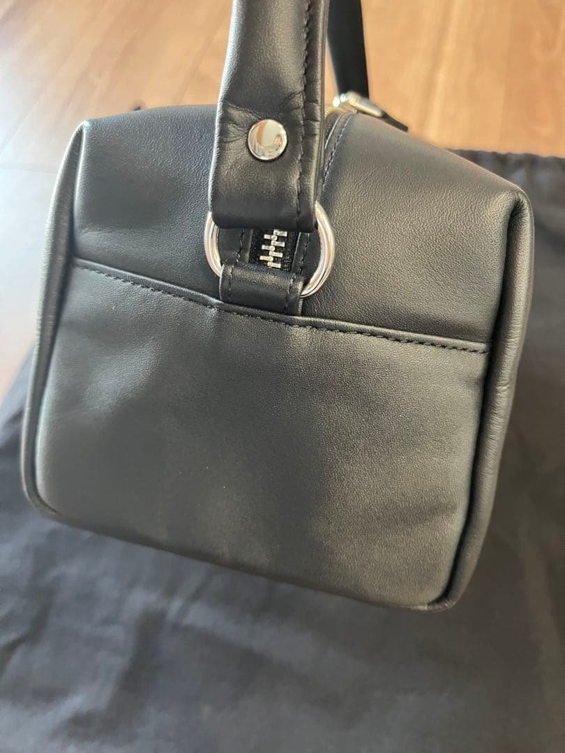 コムデギャルソン　青山バッグ　ワンハンドル　ハンドバッグ　レザー　ブラック