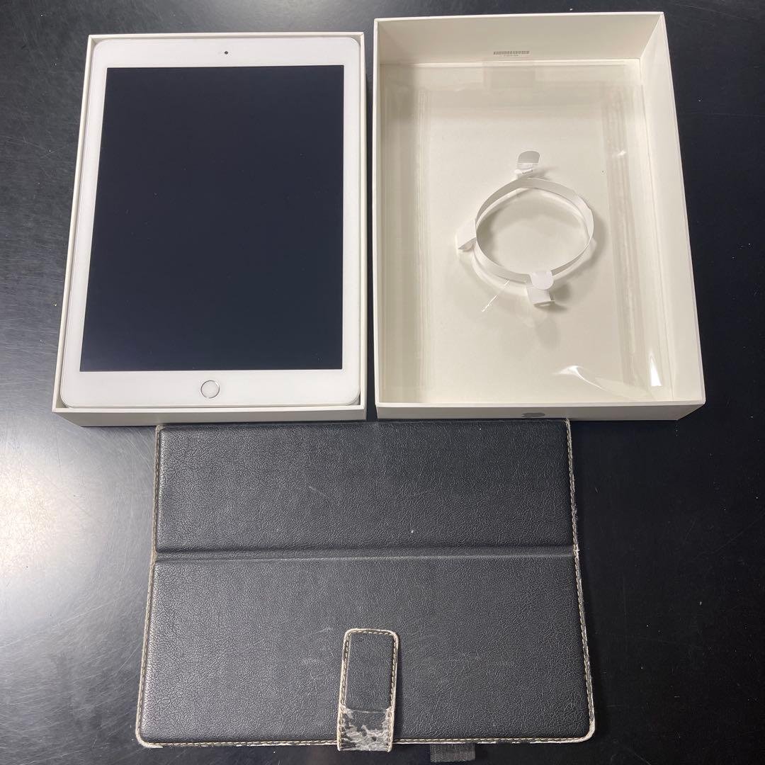 iPad Wi-Fi + Cellular 32GB 第5世代