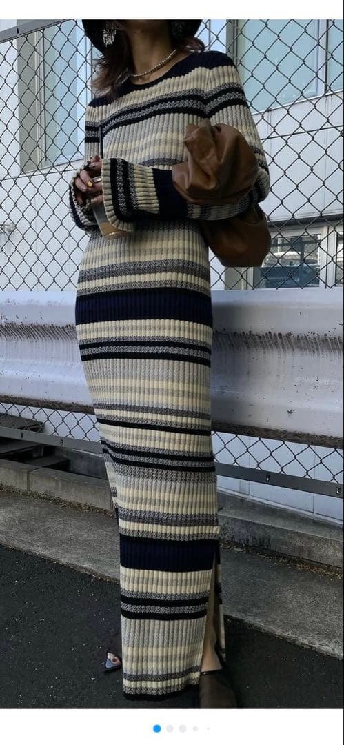 サマーニットワンピ