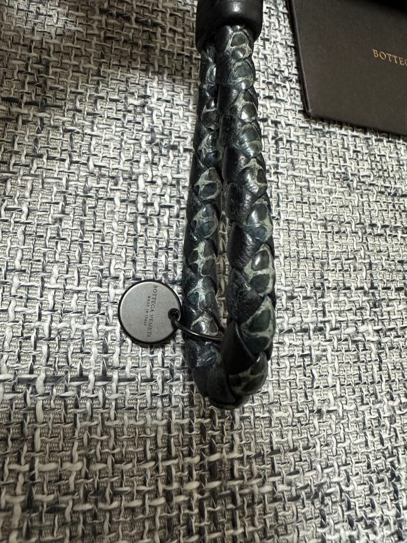 レア　ボッテガヴェネタ　キーリング　イントレチャート　パイソン　ブラック　箱無し