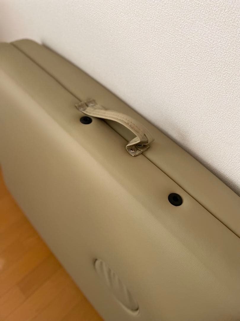 美品　高級木製ポータブルベッドセット マッサージベッド エステベッド 折りたたみ