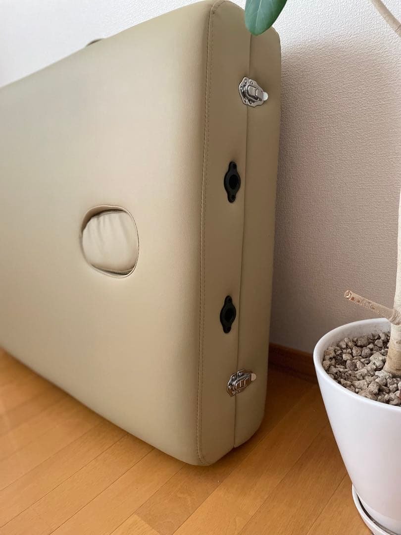 美品　高級木製ポータブルベッドセット マッサージベッド エステベッド 折りたたみ