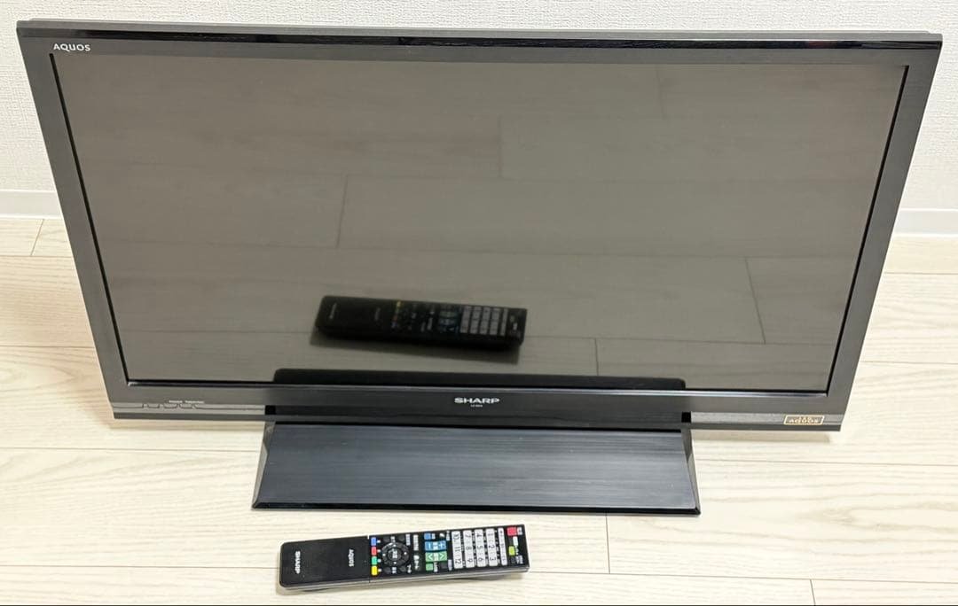 【美品】シャープ 32Vインチ テレビ LC-32H9