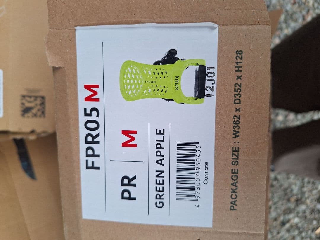 FLUX PR スノーボードビンディング 　M GREEN APPLE　保証書付