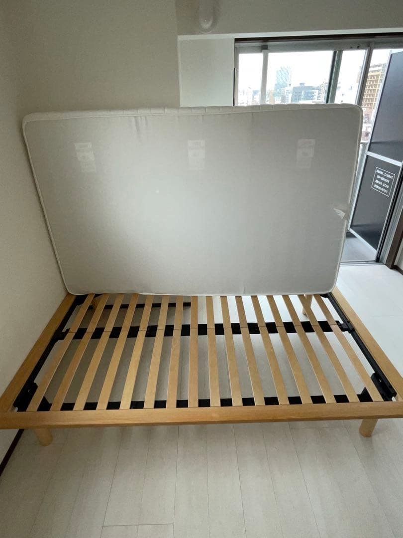 無印良品 セミダブル木製ベッドフレームとマットレス