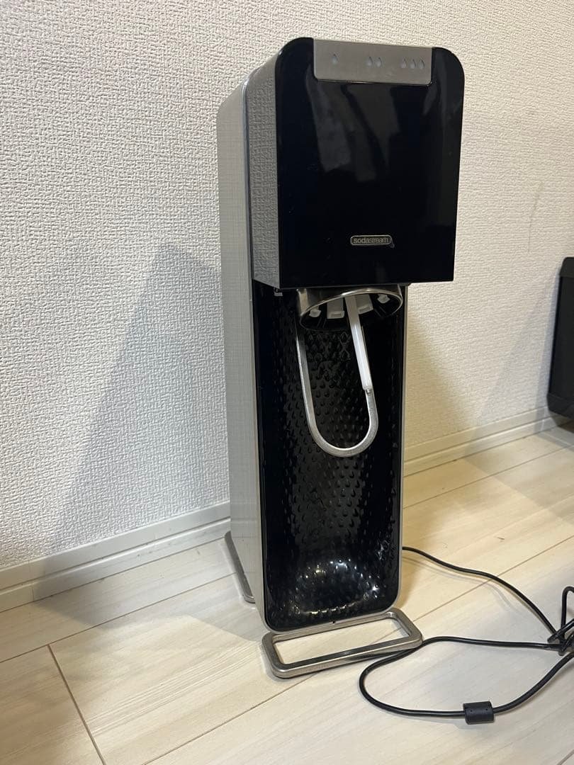 SodaStream 炭酸水メーカー ボトル付き