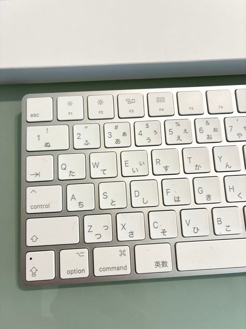 美品Apple Magic Keyboard MQ052J/A 箱付
