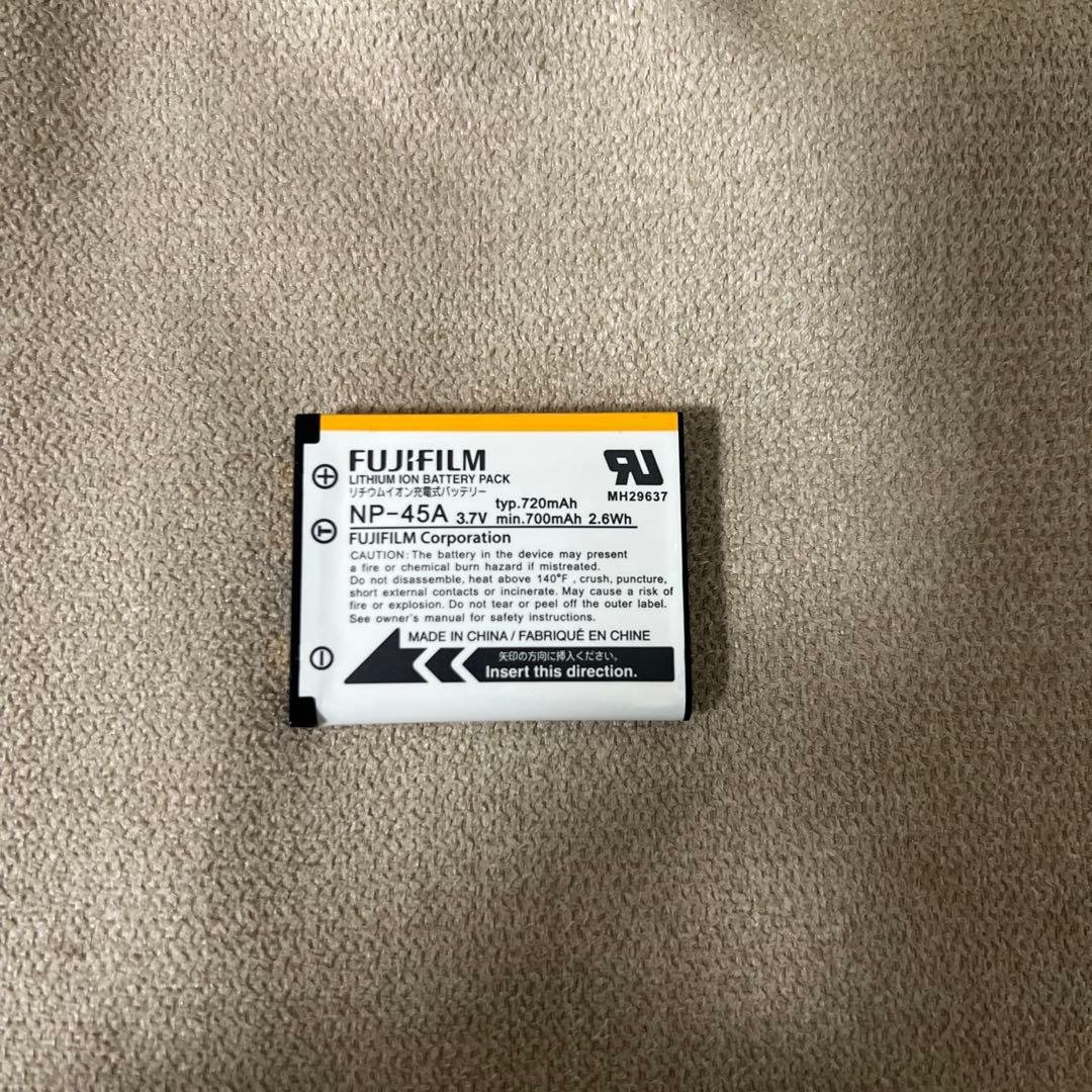 デジタルカメラ Fujifilm finepix z33