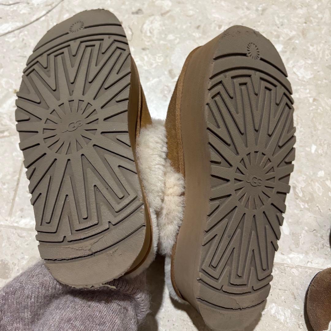 UGG FUNKETTE ファンケット レディースサンダル チェスナット23cm