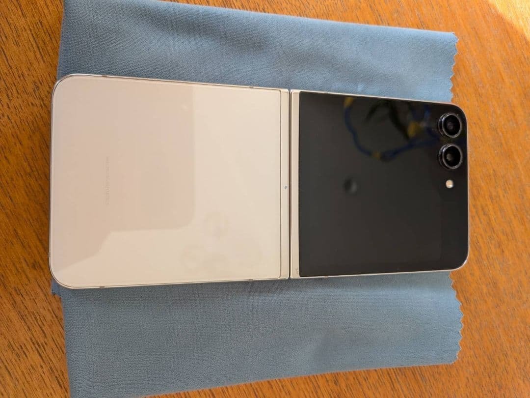 Galaxy Z Flip5 512GB 海外版SIMフリー