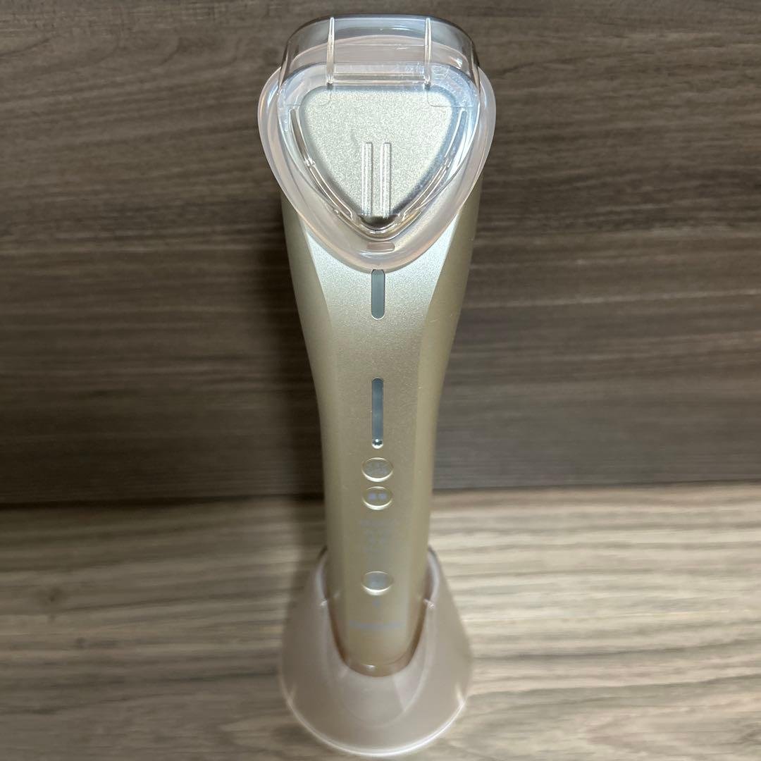 本体のみ 未使用に近い Panasonic EH-ST99 美顔器 ゴールド