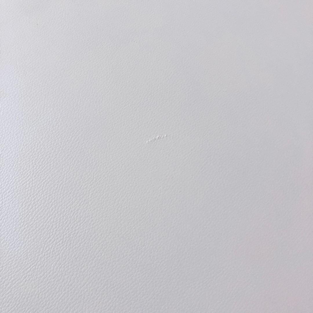 天然木　折りたたみ　マッサージベッド　エステベッド　折りたたみベッド　簡易ベッド